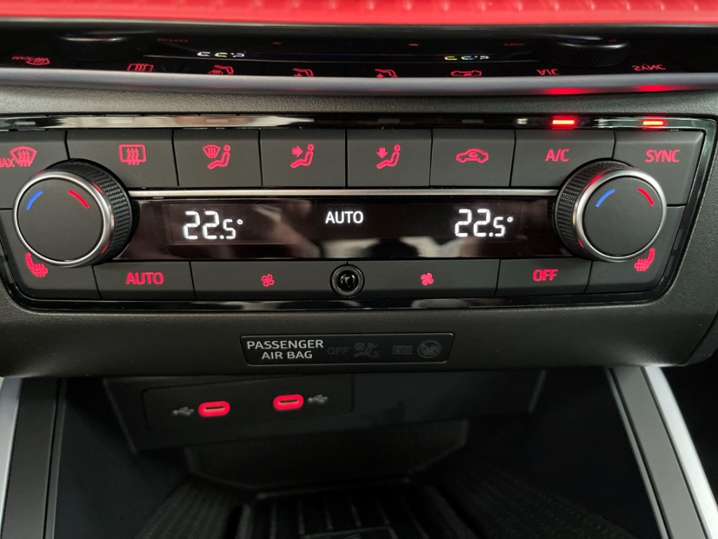 Fahrzeugabbildung SEAT Arona 1.0 TSI FR NAVI LED SHZ Digicockp. PDC Full Link