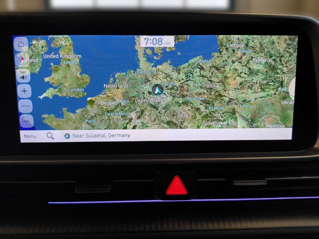 Fahrzeugabbildung Hyundai IONIQ 6 77,4kWh 4WD UNIQ 20LM HUD Navi Digitales Cockpit Memory Sitze Soundsystem