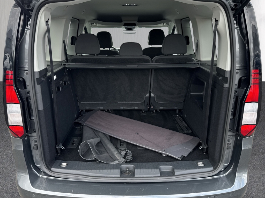 Fahrzeugabbildung Volkswagen Caddy Life 2.0 TDI PDCv+h SHZ Temp BT Klima Color