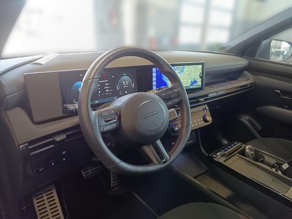 Fahrzeugabbildung Hyundai TUCSON FL PHEV 1.6 AT 4WD MY25 N-LINE Sitz-P AHK Panorama Assist-P. MATRIX-LED Navi