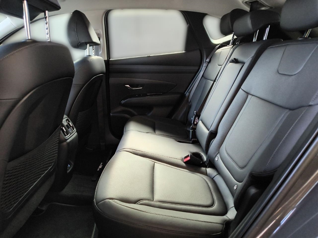 Fahrzeugabbildung Hyundai TUCSON FL PHEV 1.6 AT 4WD MY25 Prime Assist-P Dig-Key MATRIX-LED Leder Digitales Cockpit