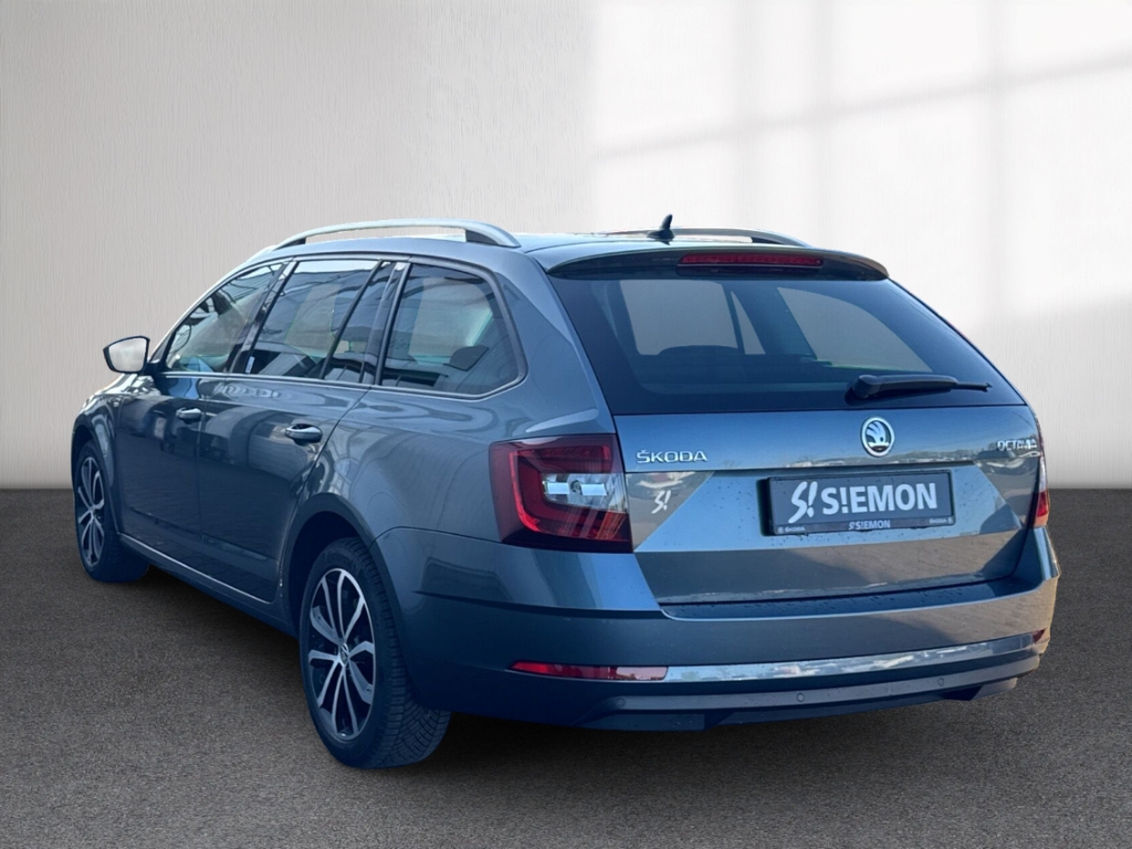 Fahrzeugabbildung SKODA Octavia Combi COMBI Soleil Tagfahrlicht ESP