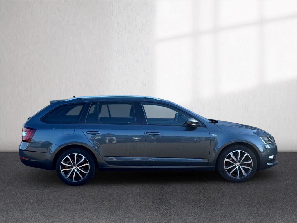 Fahrzeugabbildung SKODA Octavia Combi COMBI Soleil Tagfahrlicht ESP