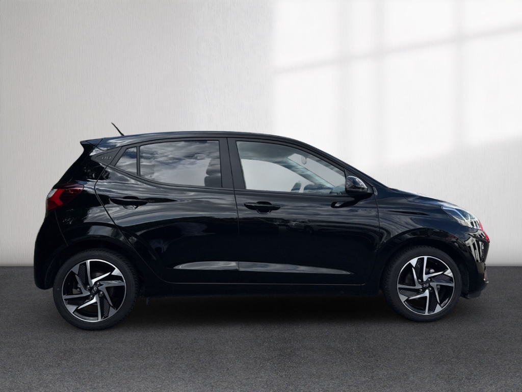 Fahrzeugabbildung Hyundai i10 Prime R-Kam Navi SHZ LHZ Klimaauto Tempomat
