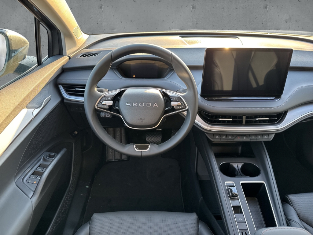 Fahrzeugabbildung SKODA Enyaq 85 Selection Suite Plus-Paket AHK LM20