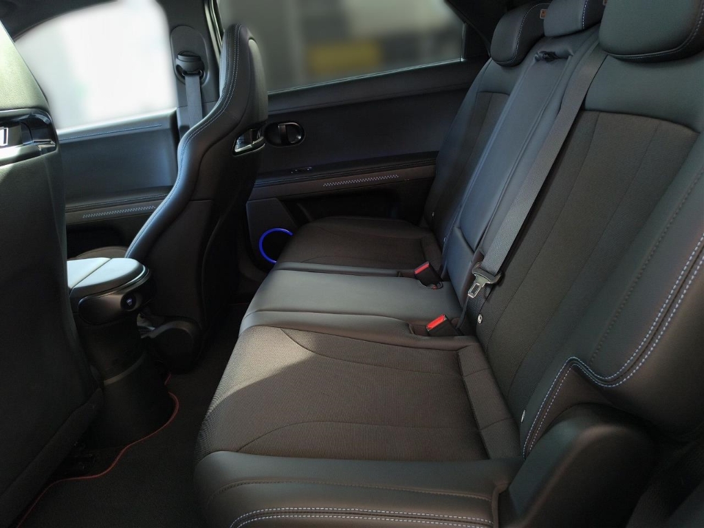 Fahrzeugabbildung Hyundai IONIQ 5 4WD 84kWh N-Performance Panorama HUD Navi Digitales Cockpit Sportpaket