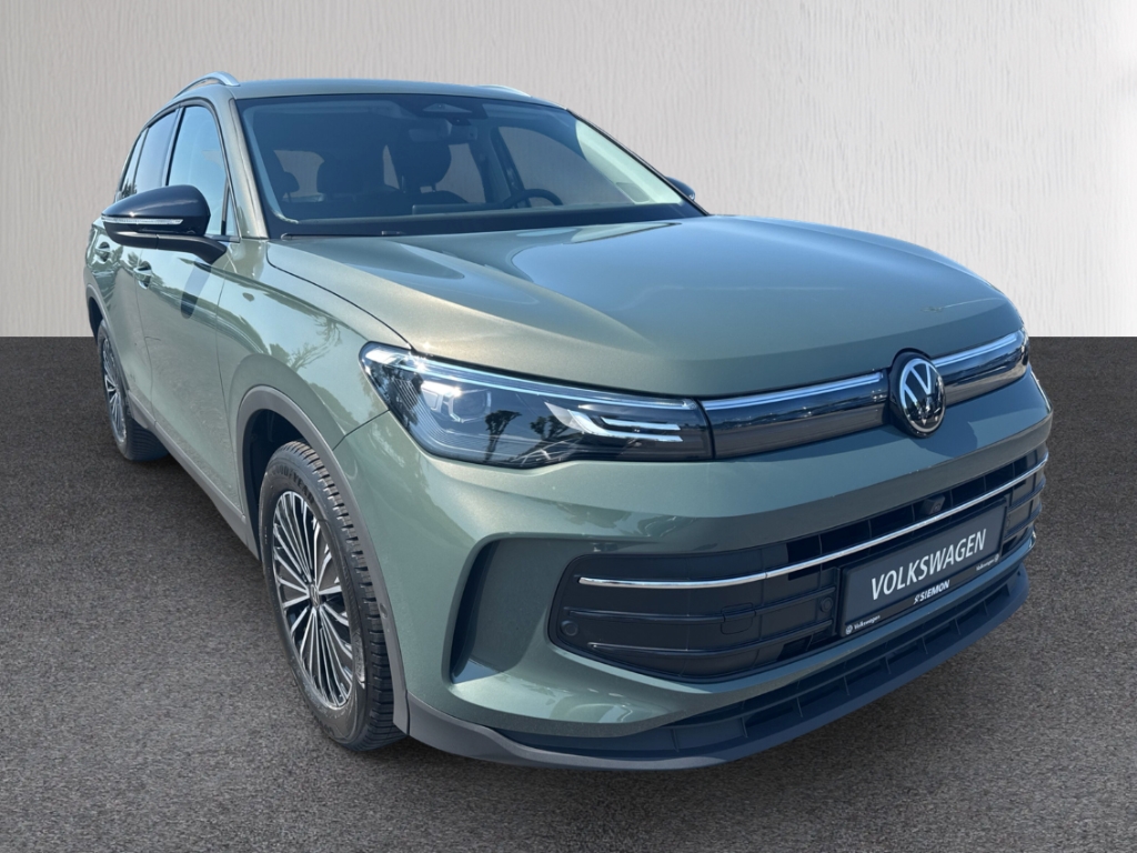 Fahrzeugabbildung Volkswagen Tiguan 1.5 eTSI DSG Energy AHK Navi ACC AreaView