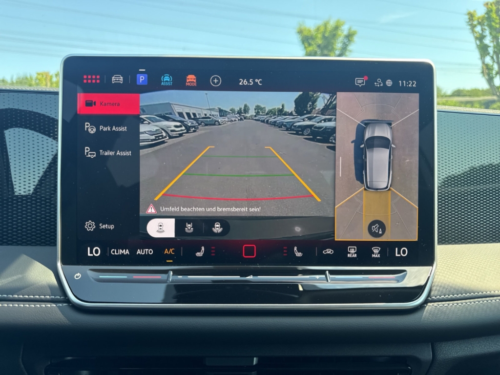Fahrzeugabbildung Volkswagen Tiguan 1.5 eTSI DSG Energy AHK Navi ACC AreaView