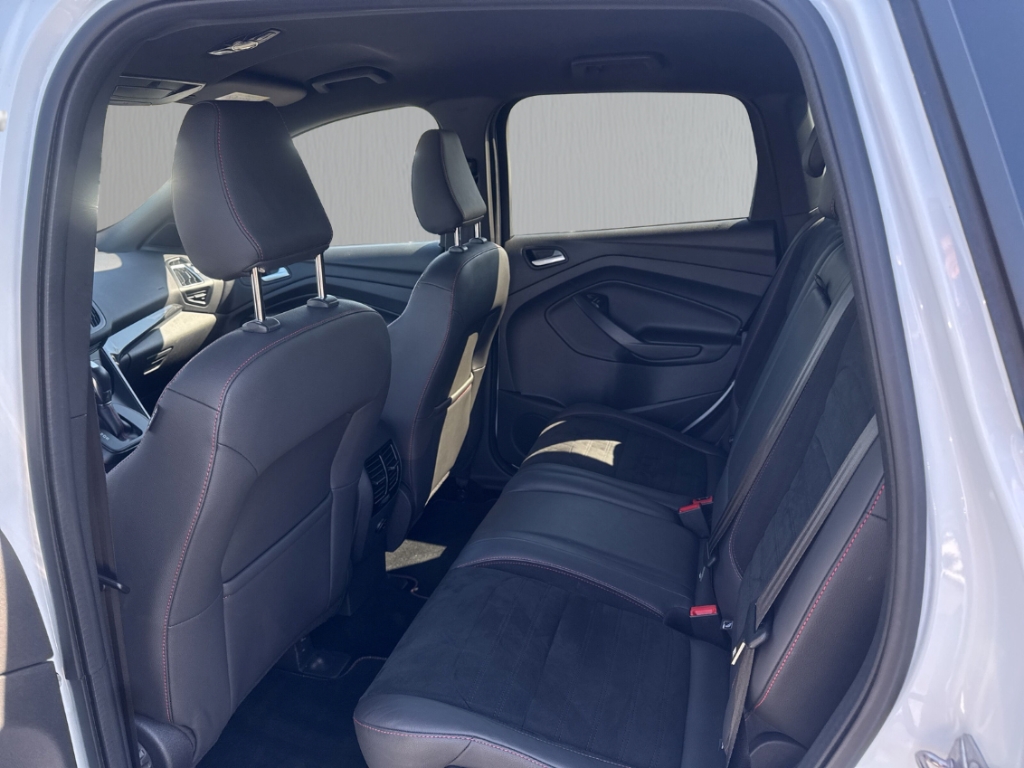 Fahrzeugabbildung Ford Kuga ST-Line AHK Navi Tempo SHZ LHZ hzbWSS R-Kam