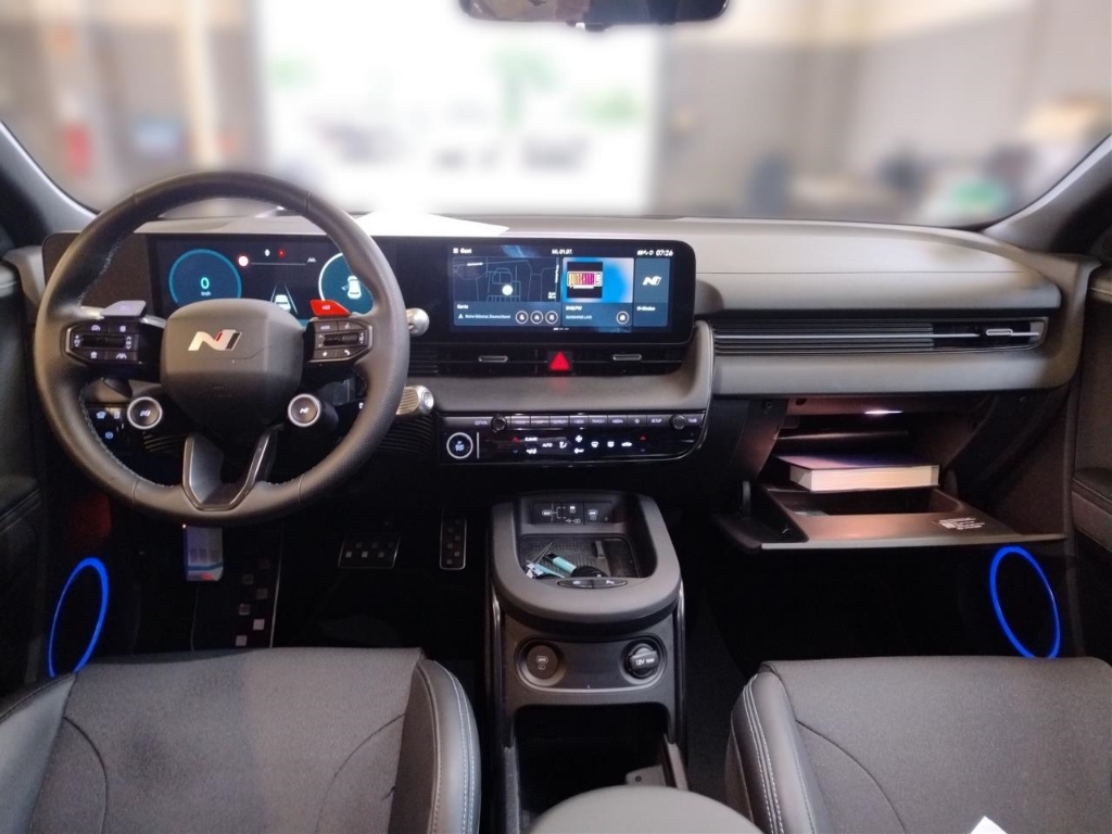 Fahrzeugabbildung Hyundai IONIQ 5 4WD 84kWh N-Performance HUD Navi Digitales Cockpit Sportpaket Soundsystem