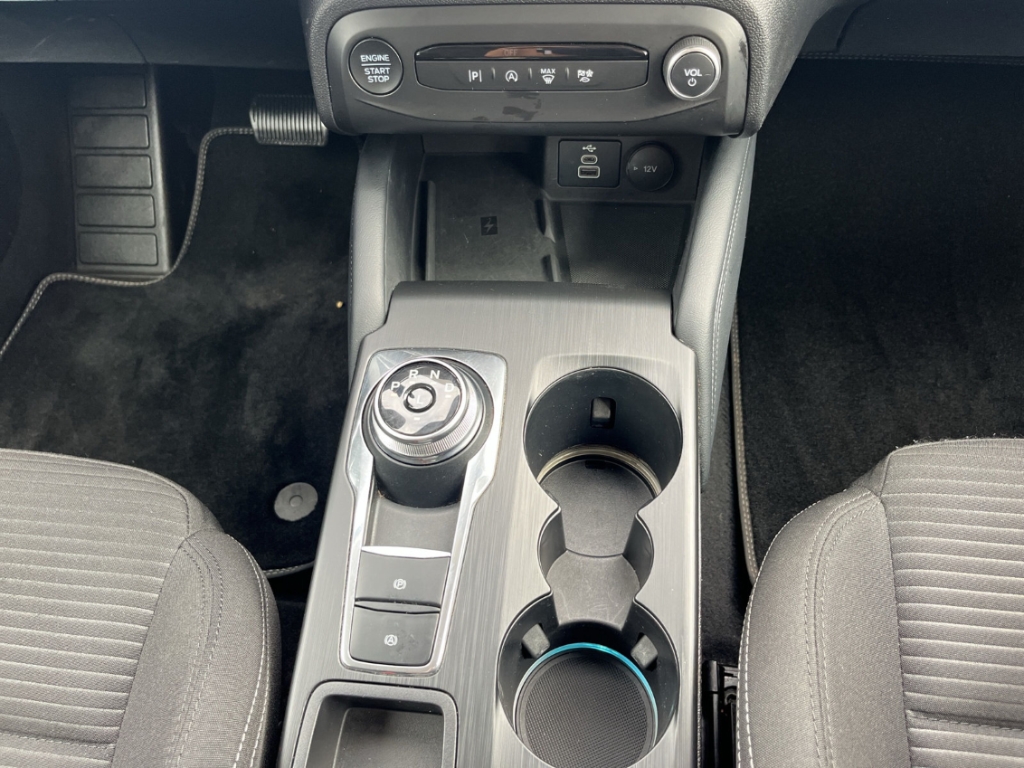 Fahrzeugabbildung Ford Focus Turnier 1.5 TDCI EB Titanium X AHK NAVI LED R-Kam SHZ