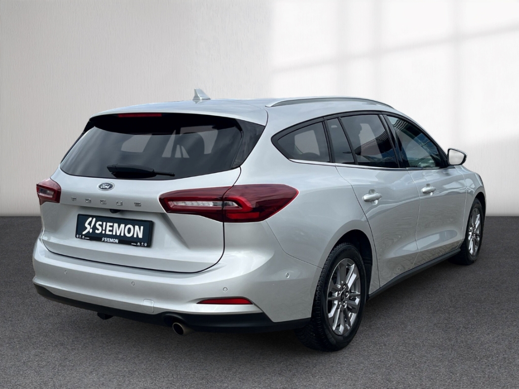 Fahrzeugabbildung Ford Focus Turnier 1.5 TDCI EB Titanium X AHK NAVI LED R-Kam SHZ