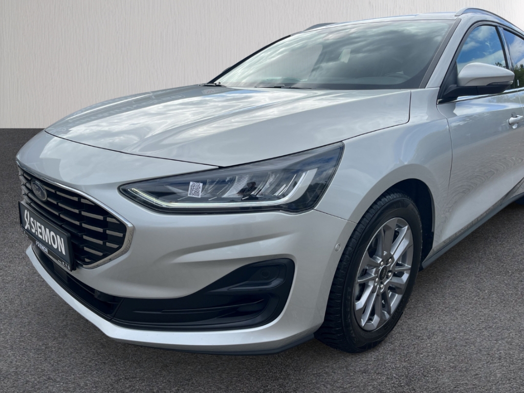 Fahrzeugabbildung Ford Focus Turnier 1.5 TDCI EB Titanium X AHK NAVI LED R-Kam SHZ