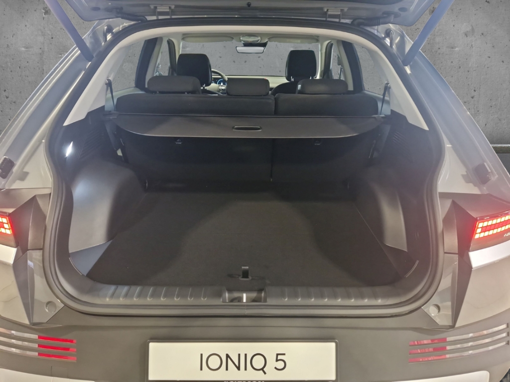 Fahrzeugabbildung Hyundai IONIQ 5 FL MY27 84kWh 2WD CENTRIQ Navi Digitales Cockpit LED ACC El. Heckklappe Apple CarPlay
