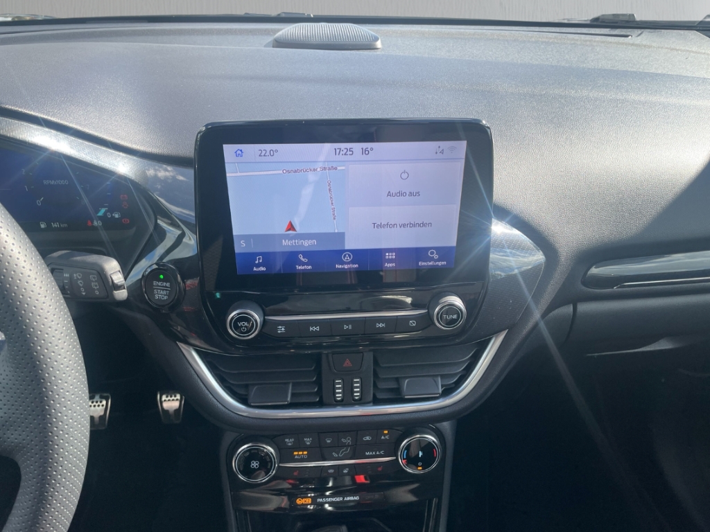 Fahrzeugabbildung Ford Puma 1.0 ecoBoost ST-Line AHK Navi Tempo PDC SHZ