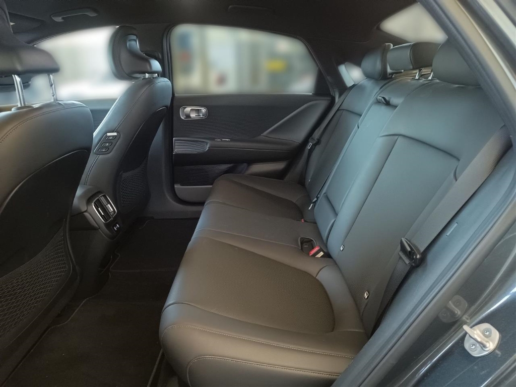 Fahrzeugabbildung Hyundai IONIQ 6 77,4kWh 2WD UNIQ Digi-Spiegel 20LM HUD Navi Digitales Cockpit Memory Sitze Soundsystem