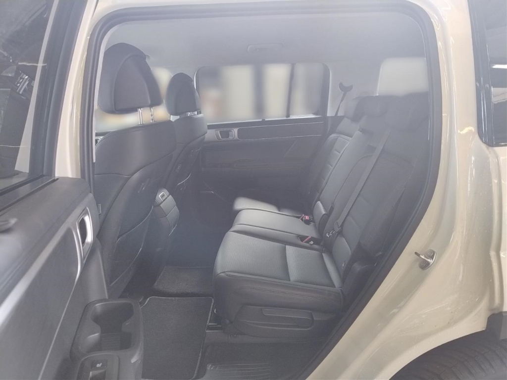 Fahrzeugabbildung Hyundai SANTA FE PHEV MY25 1.6 AT 4WD Signature 5-Sitz Navi Leder Digitales Cockpit