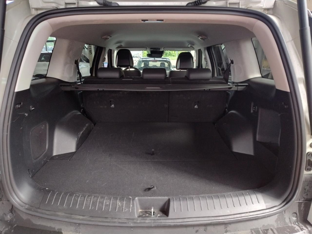 Fahrzeugabbildung Hyundai SANTA FE PHEV MY25 1.6 AT 4WD Signature 5-Sitz Navi Leder Digitales Cockpit
