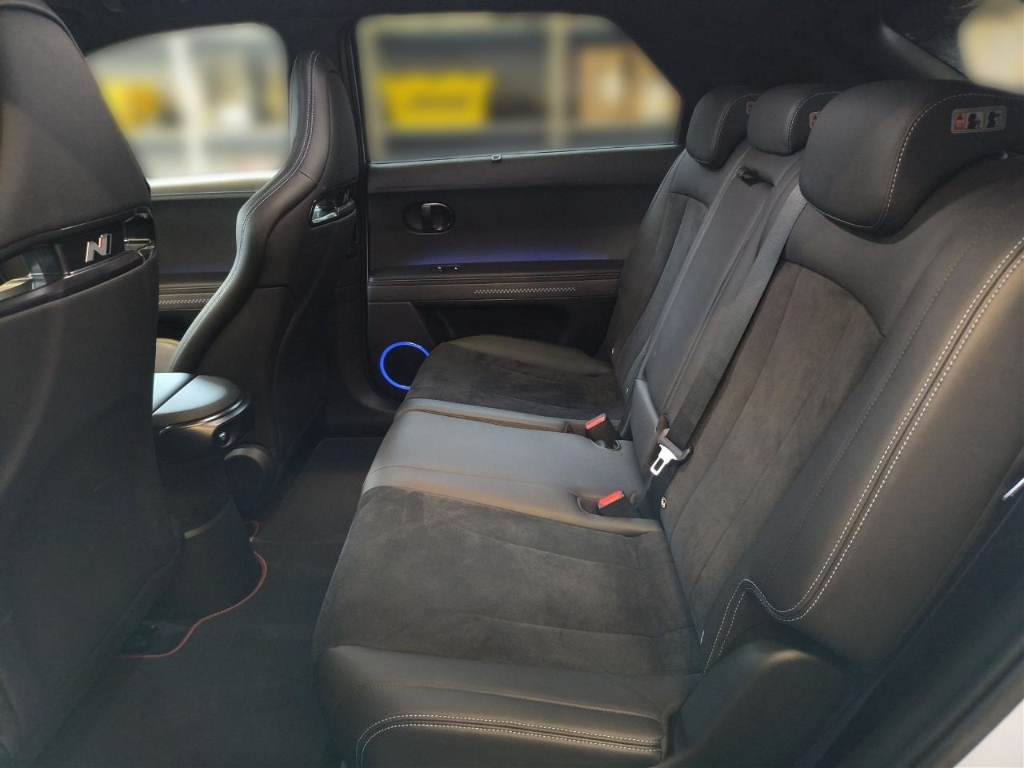 Fahrzeugabbildung Hyundai IONIQ 5 4WD 84kWh N-Performance Sitz-Paket HUD Navi Leder Digitales Cockpit