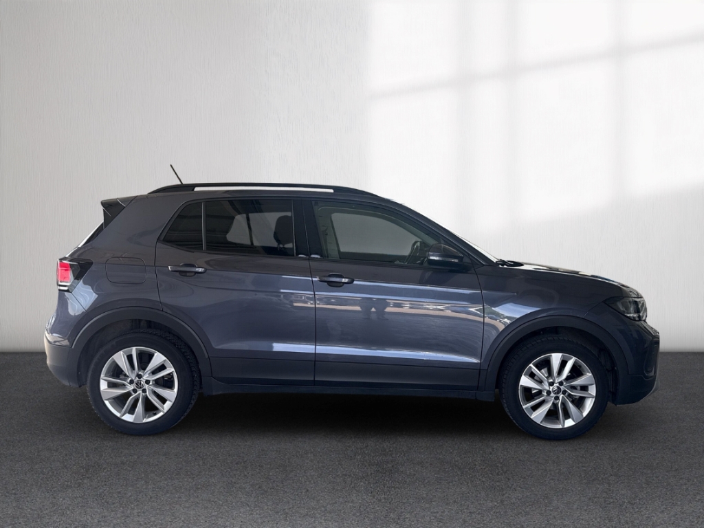 Fahrzeugabbildung Volkswagen T-Cross 1.0 TSI DSG Life LED IQ Drive SHZ RKam CarPlay