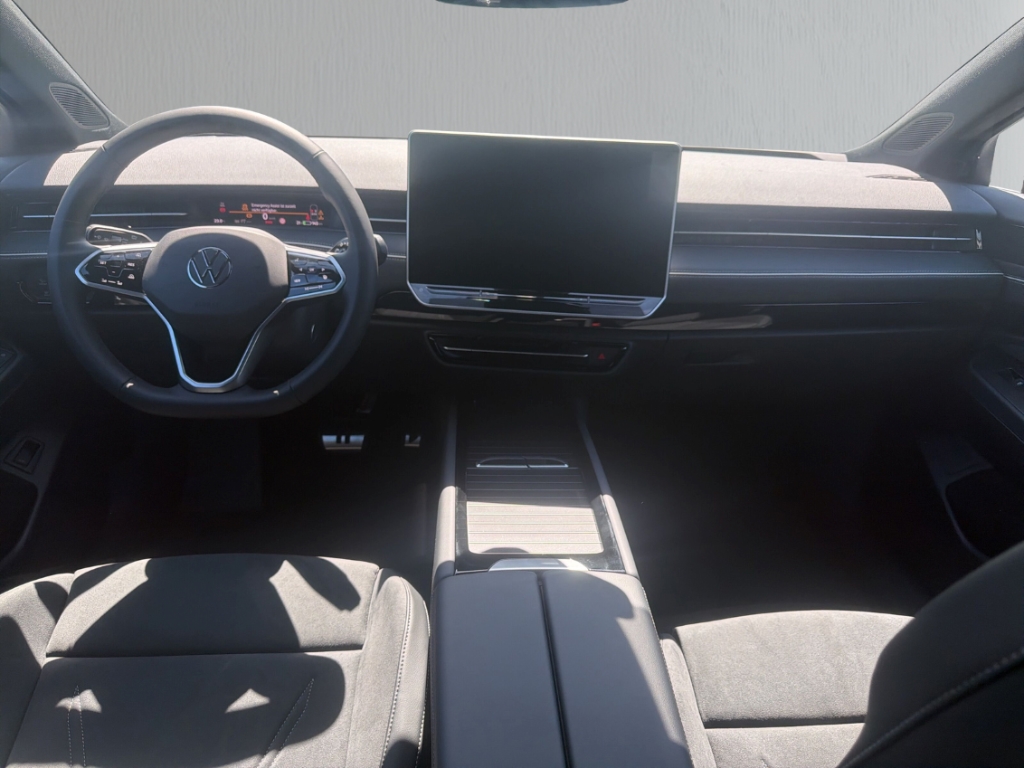 Fahrzeugabbildung Volkswagen ID.7 Tourer Pro S 86 kWh AHK 360-Kamera Navi IQ-Drive