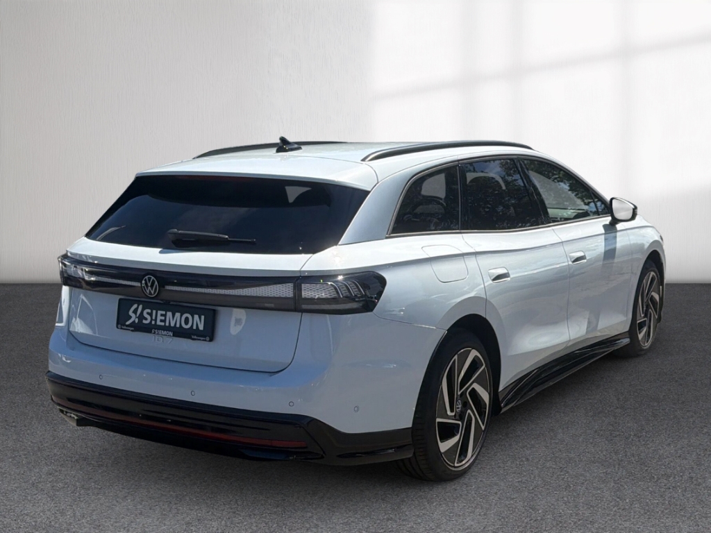 Fahrzeugabbildung Volkswagen ID.7 Tourer Pro S 86 kWh AHK 360-Kamera Navi IQ-Drive