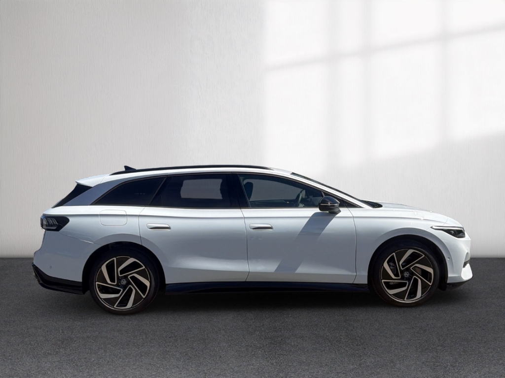 Fahrzeugabbildung Volkswagen ID.7 Tourer Pro S 86 kWh AHK 360-Kamera Navi IQ-Drive