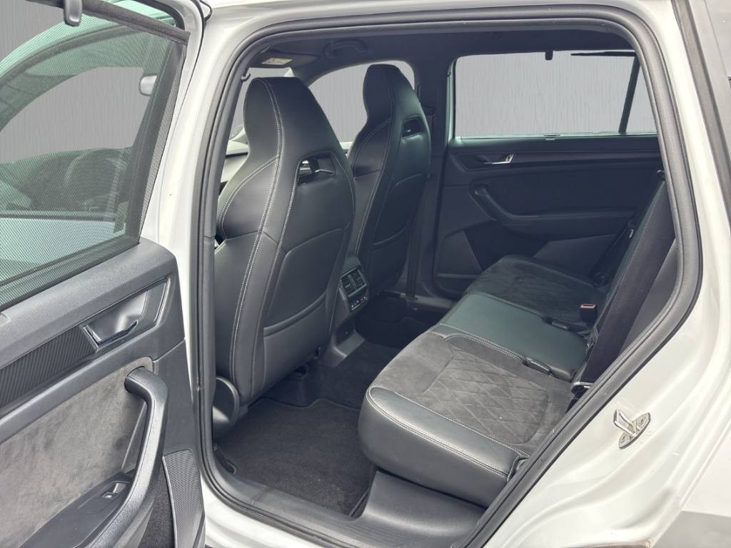 Fahrzeugabbildung SKODA Kodiaq TDI 4x4 DSG Sportline AHK ACC Navi R-Kam