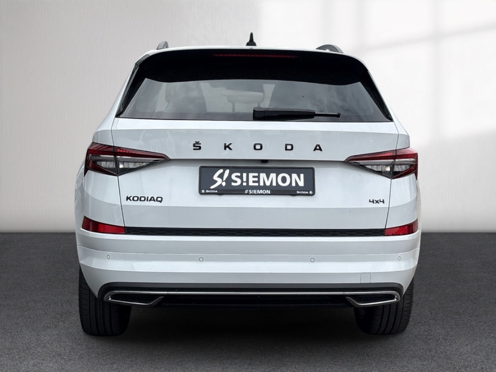 Fahrzeugabbildung SKODA Kodiaq TDI 4x4 DSG Sportline AHK ACC Navi R-Kam