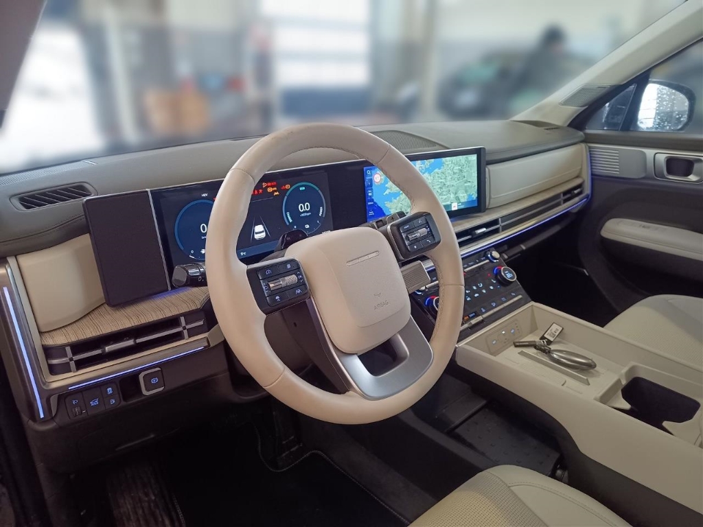 Fahrzeugabbildung Hyundai SANTA FE PHEV MY25 1.6 AT 4WD Signature Komf.P 5-Sitz Dig-KEY Navi Leder Digi Cockpit