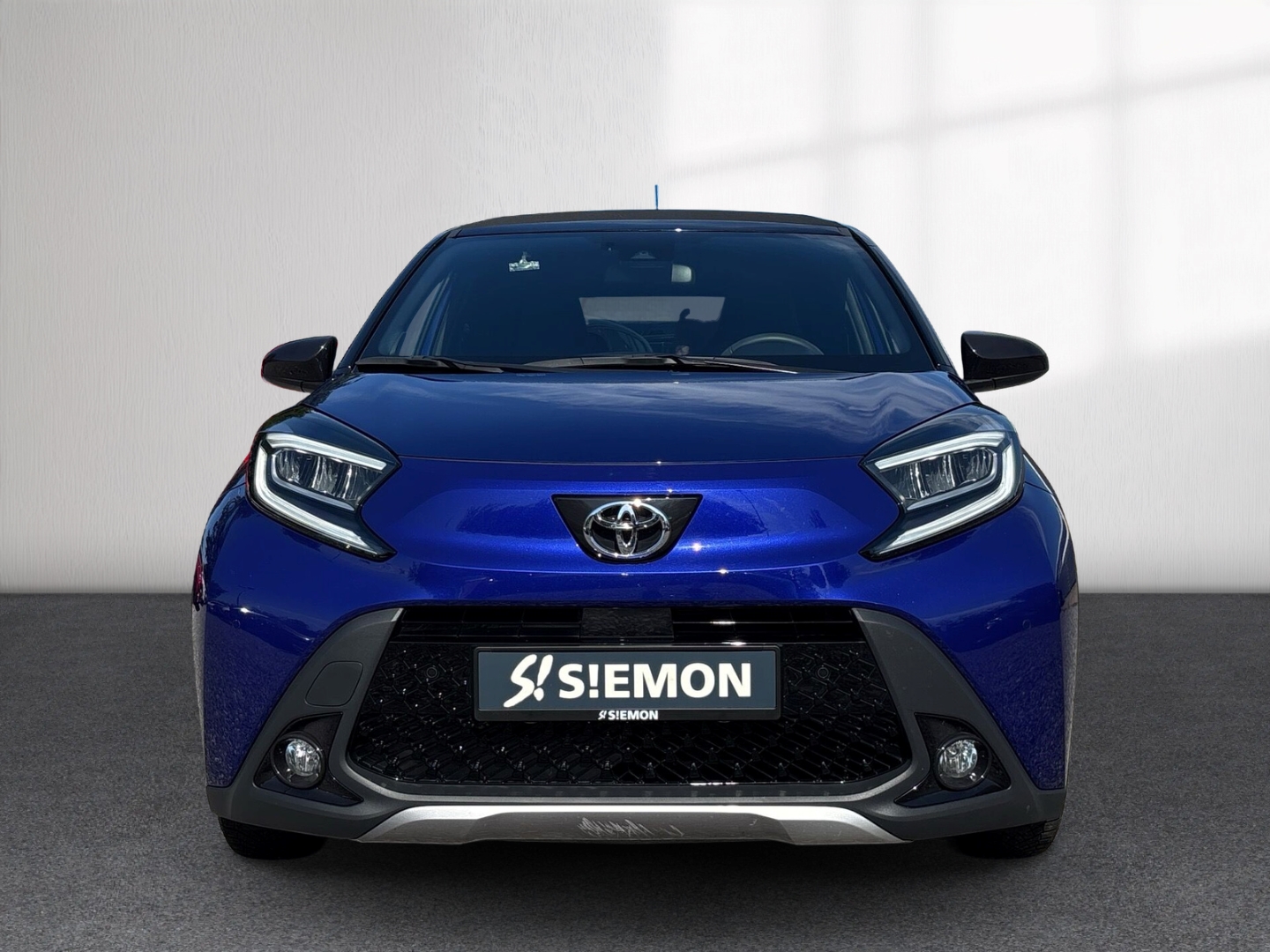 Fahrzeugabbildung Toyota Aygo X Air Explore 1.0B Faltdach Klima PDC Navi