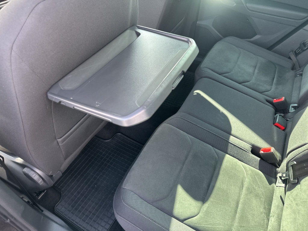 Fahrzeugabbildung Volkswagen Tiguan Highline 4Motion AHK ACC RFK NAV LED KLIM