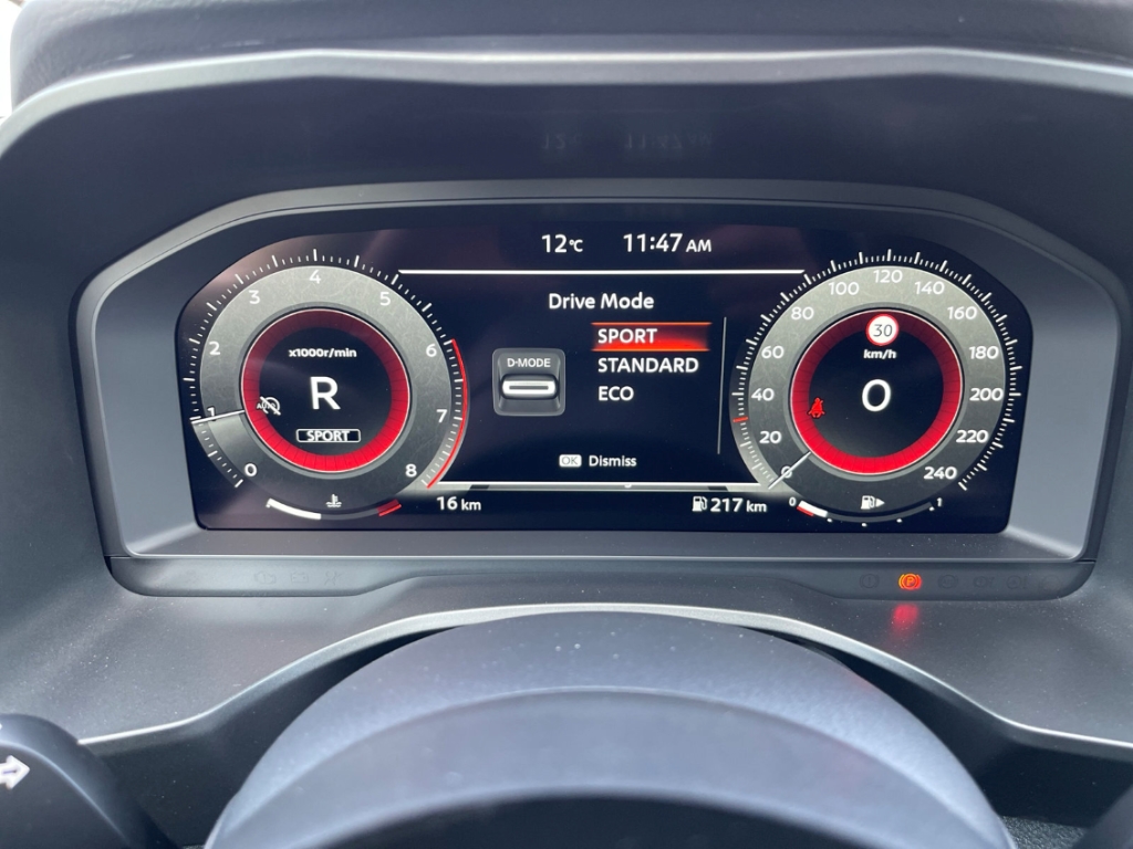 Fahrzeugabbildung Nissan Qashqai 1,3 DIG-T MEHV 158 XTRO N-Connecta LED WINTER LM18 RFK