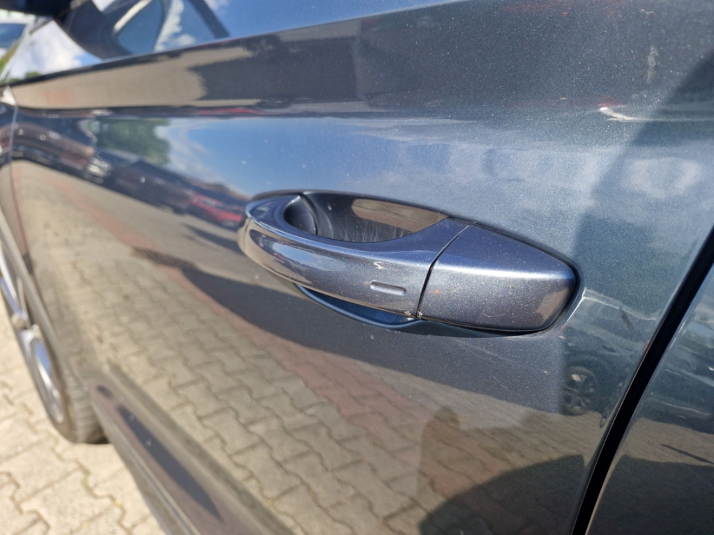 Fahrzeugabbildung SKODA Kodiaq 2.0TDI DSG 4x4 Sportline AHK Pano StHzg ACC 360° SHZ