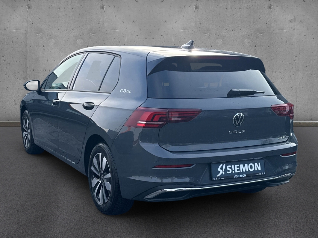 Fahrzeugabbildung Volkswagen Golf 1.5 eTSI DSG Goal AHK LED+ Navi ACC SHZ Kam