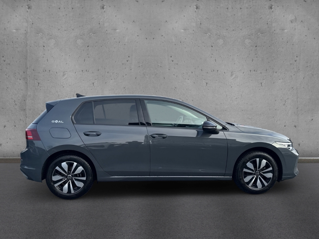 Fahrzeugabbildung Volkswagen Golf 1.5 eTSI DSG Goal AHK LED+ Navi ACC SHZ Kam
