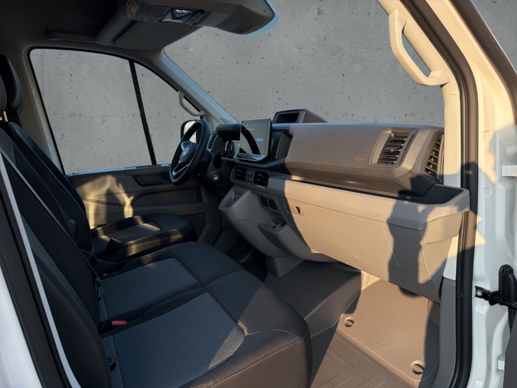 Fahrzeugabbildung Volkswagen Crafter 35 Kasten 2.0 TDI DSG Radstand ML HD R-Kamera AHK