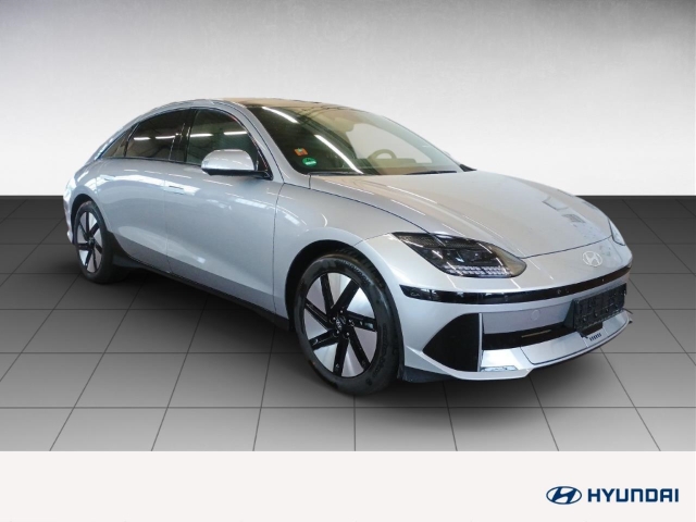 Fahrzeugabbildung Hyundai IONIQ 6 77,4kWh 4WD UNIQ Schiebedach HUD Navi Digitales Cockpit Memory Sitze Soundsystem
