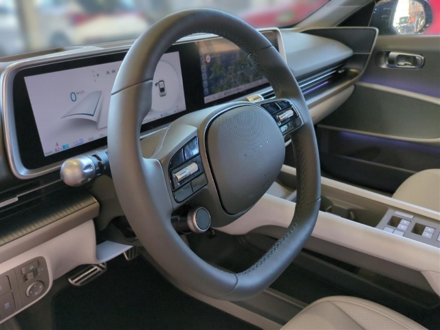 Fahrzeugabbildung Hyundai IONIQ 6 77,4kWh 4WD UNIQ 20LM HUD Navi Digitales Cockpit Memory Sitze Soundsystem