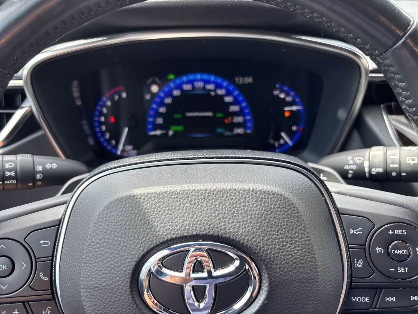 Fahrzeugabbildung Toyota Corolla Hybrid Club Touring Sports i HEV RFK SHZ LED