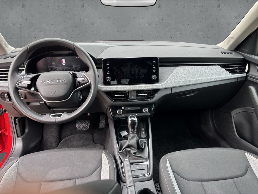 Fahrzeugabbildung SKODA Kamiq 1.0 TSI DSG Selection LED Alu PDC Kamera Tempomat AppCon.