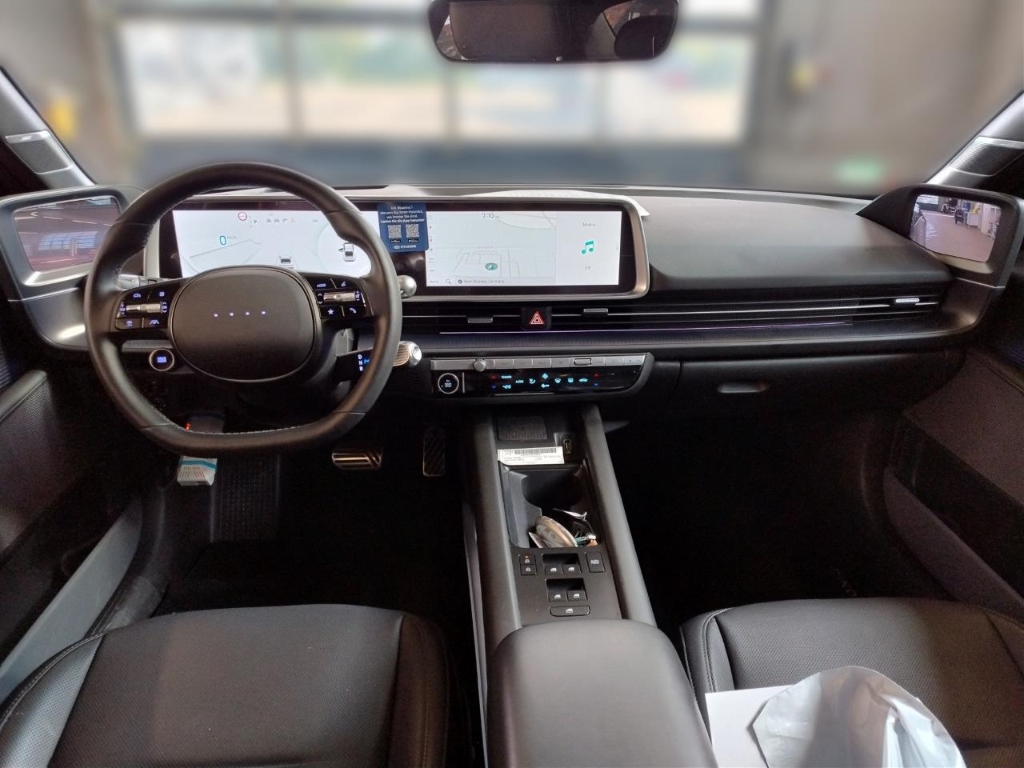 Fahrzeugabbildung Hyundai IONIQ 6 77,4kWh 4WD UNIQ Digi-Spiegel Schiebedach HUD Navi Digitales Cockpit Memory Sitze Bose