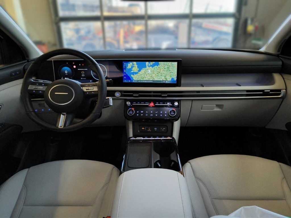 Fahrzeugabbildung Hyundai TUCSON FL PHEV 1.6 AT 4WD MY25 Prime ECS Assist-P MATRIX-LED Leder Digitales Cockpit Soundsystem
