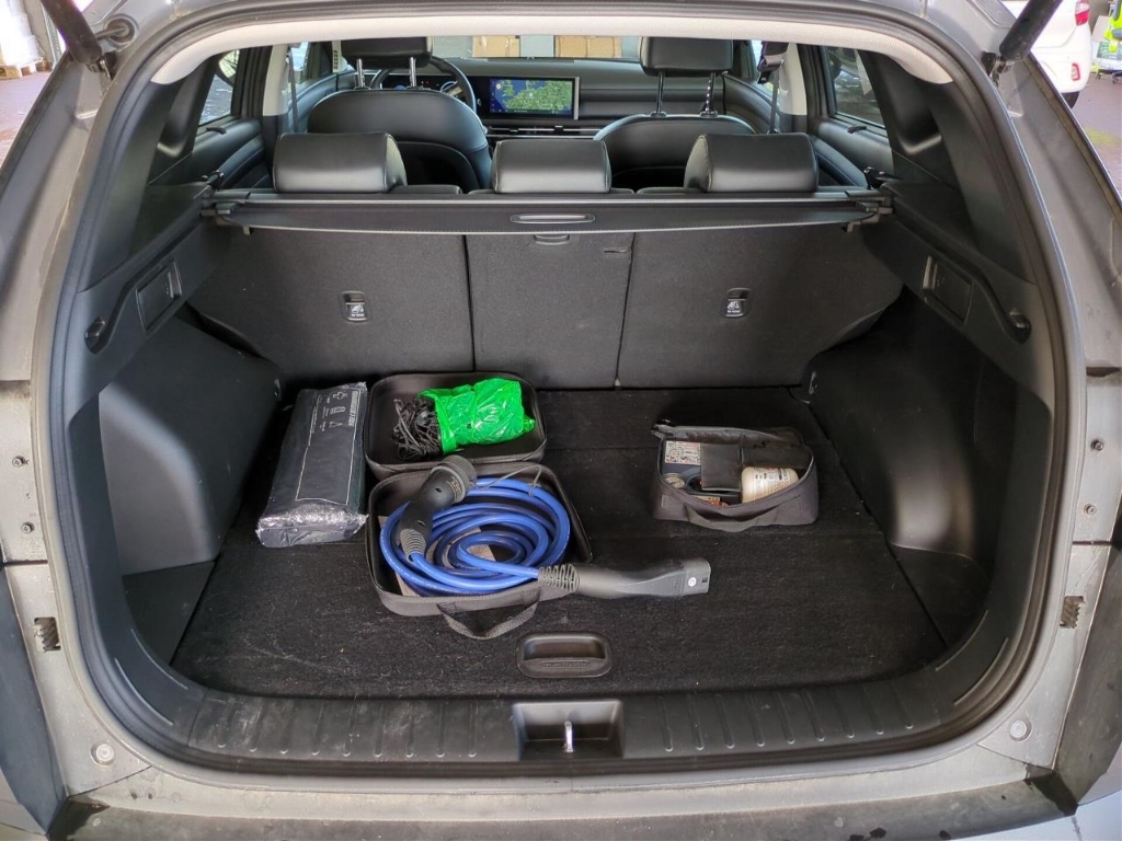 Fahrzeugabbildung Hyundai TUCSON FL PHEV 1.6 AT 4WD MY25 Prime ECS Assist-P MATRIX-LED Leder Digitales Cockpit
