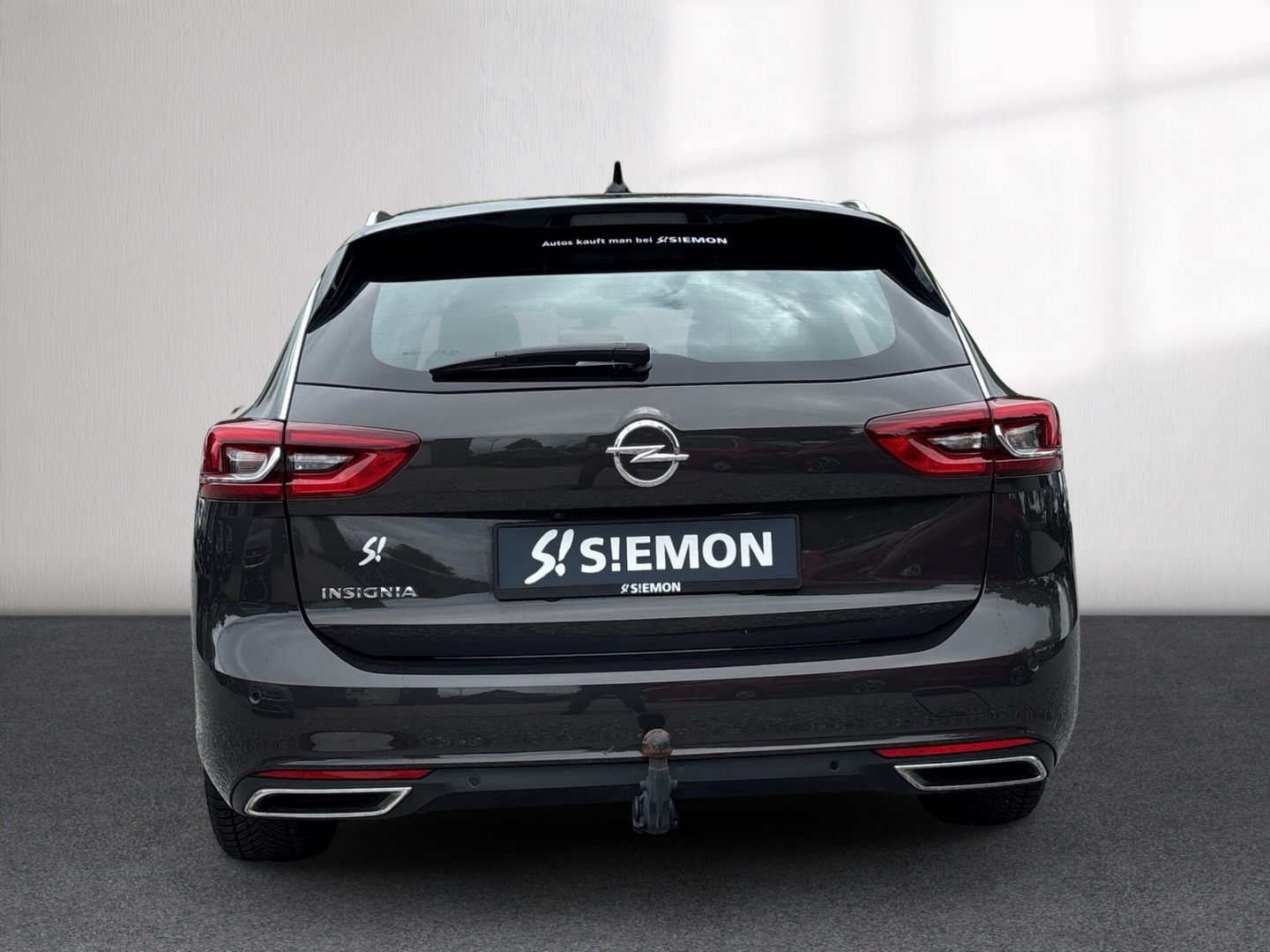 Fahrzeugabbildung Opel Insignia B Sports Tourer Elegance 2.0 D AHK Pano Navi