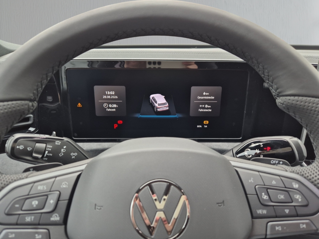 Fahrzeugabbildung Volkswagen Tiguan 1.5 TSI eHybrid DSG R-Line AHK ACC Navi