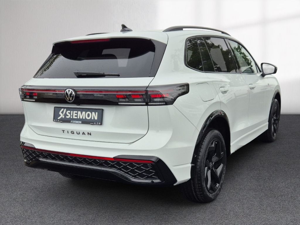 Fahrzeugabbildung Volkswagen Tiguan 1.5 TSI eHybrid DSG R-Line AHK ACC Navi