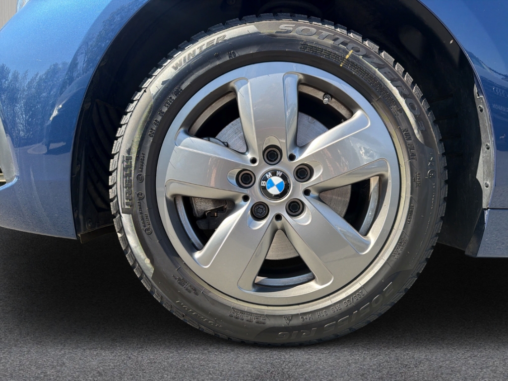 Fahrzeugabbildung BMW 118 i steptronic Advantage VirtCo Tempo SHZ PDC