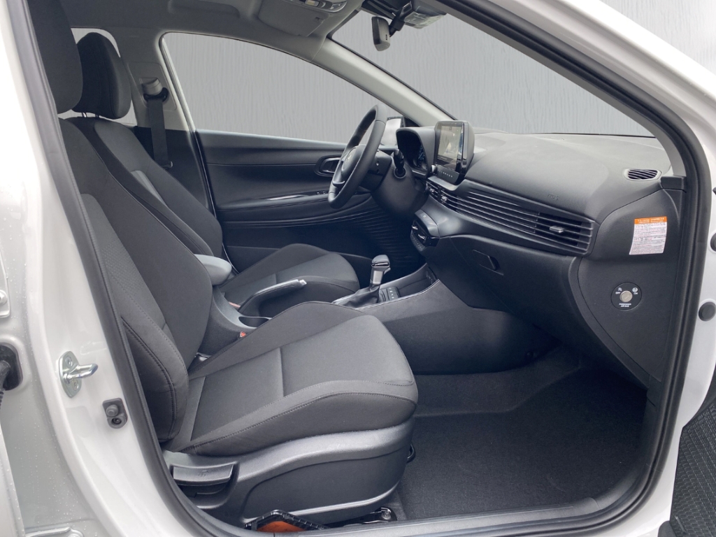 Fahrzeugabbildung Hyundai i20 FL 1.0 T-GDi 48V DCT PRIME Navi LED BlindSpot KeyLess Allwetter
