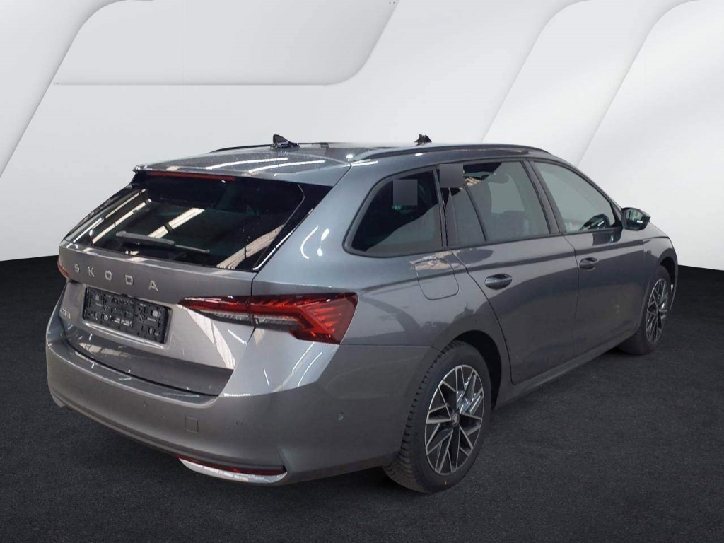Fahrzeugabbildung SKODA Octavia Tour Combi 2.0 TDI Navi Pano SHZ LHZ El. Verdeck HUD El. Panodach Digitales Cockpit